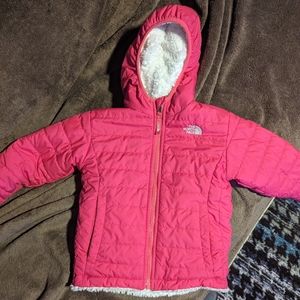 Reversible pink girls North face 4T